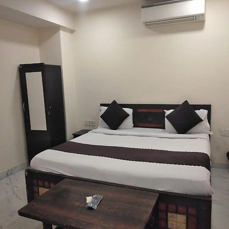 Three Kings Near Janakpuri Dilli Haat Hotel Ню Делхи Екстериор снимка
